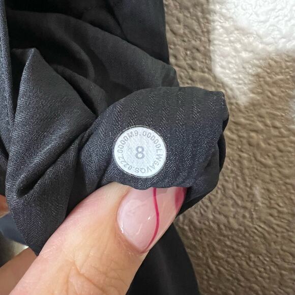 Lululemon Dance Studio Crop 25" Black Jogger Pants Womens 8 Relaxed Athleisure - Picture 7 of 8